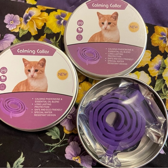 2 brand new Calming Collars for Cats both still wrapped and in tins - Picture 1 of 5